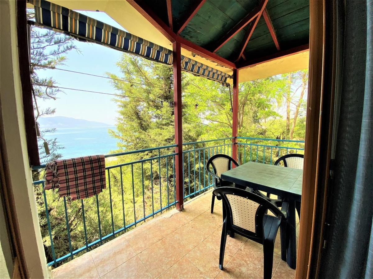 Ramo'S Cozy Beachside Haven With Panoramic Views - 1St Vlore Luaran gambar