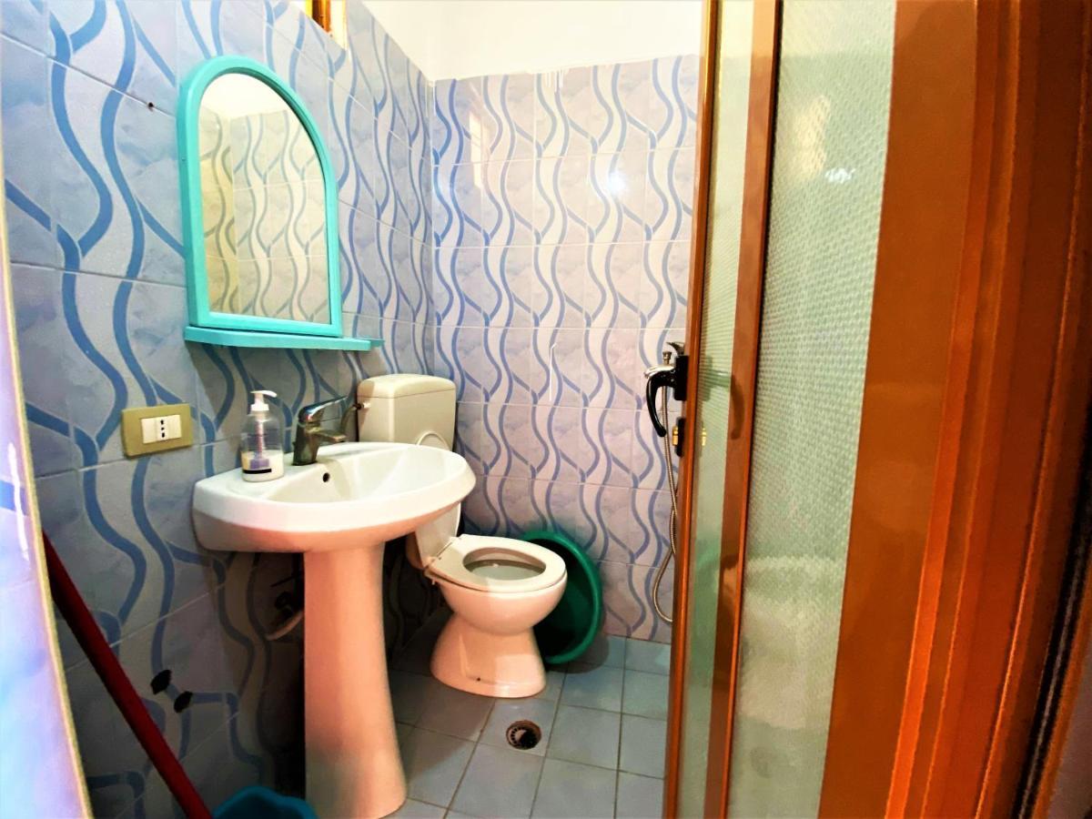 Ramo'S Cozy Beachside Haven With Panoramic Views - 1St Vlore Luaran gambar