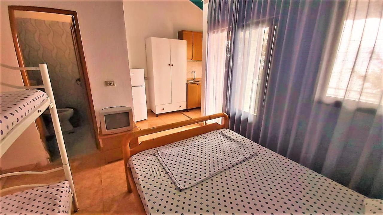 Ramo'S Cozy Beachside Haven With Panoramic Views - 1St Vlore Luaran gambar